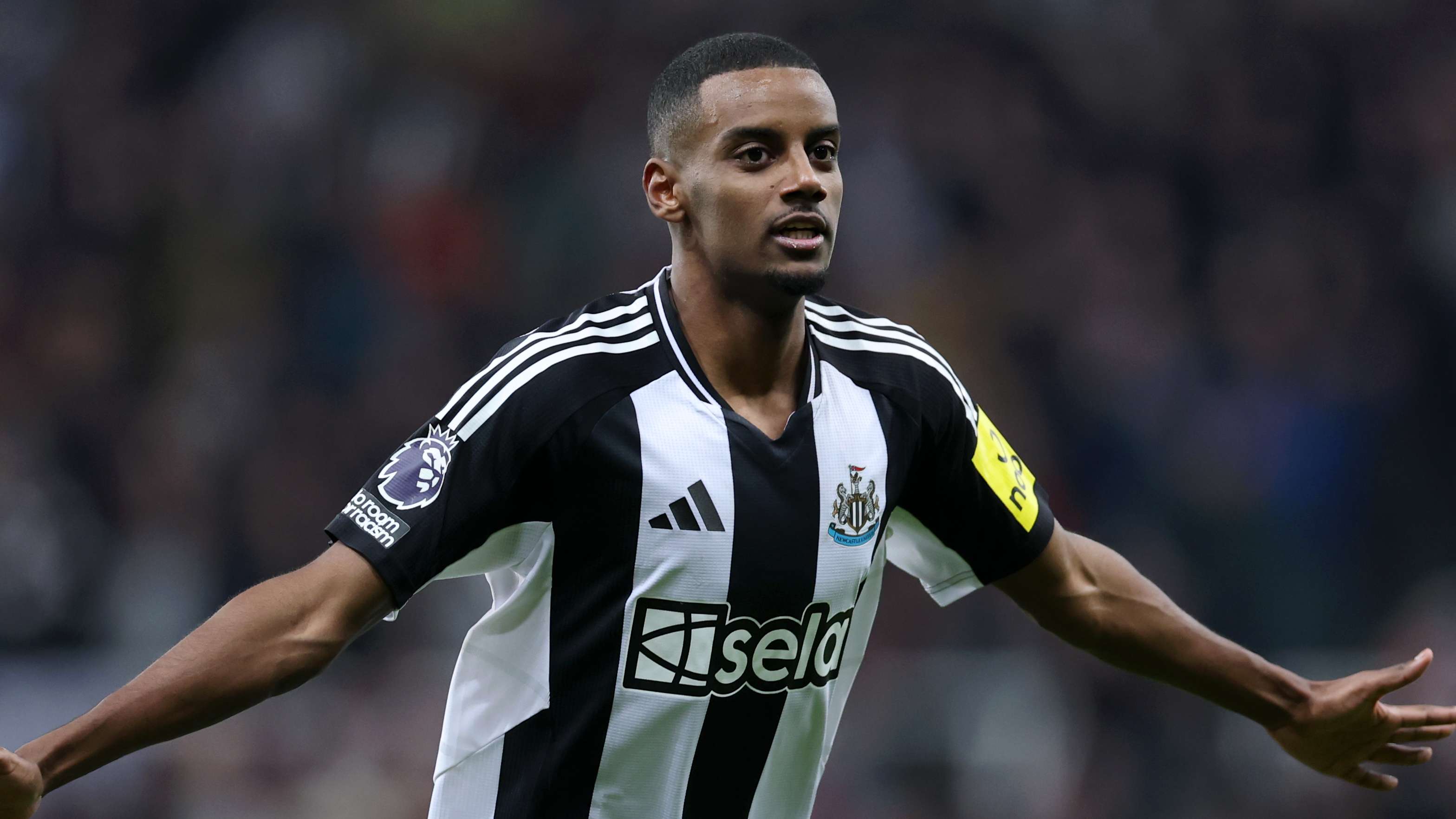 凯恩志在打破纪录不为冠军只愿留守英超创造新历史